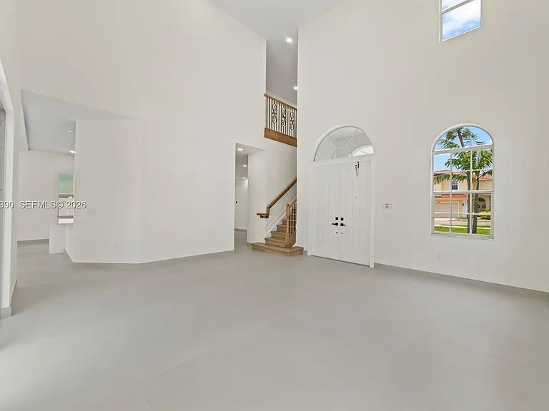 3040 SW 44th Ct — Photo 8