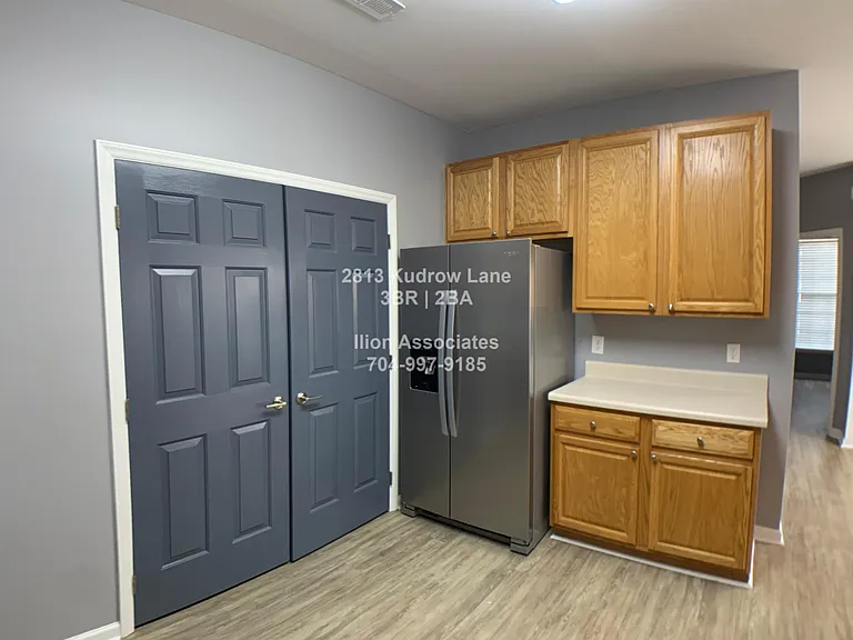 2813 Kudrow Ln #2813 — Photo 5