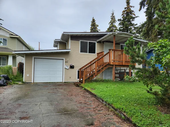 516 N Park St, Anchorage, AK 99508