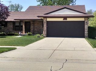 15861 Swathmore Ln, Livonia, MI 48154