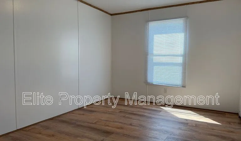 98 E Byrd Dr — Photo 10