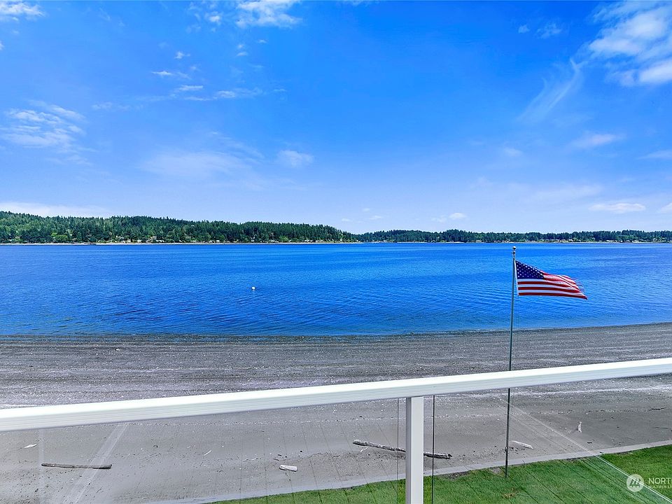 1st image of 3765 NE Bahia Vista Drive