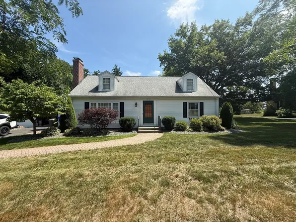 1030 S East St, Amherst, MA 01002