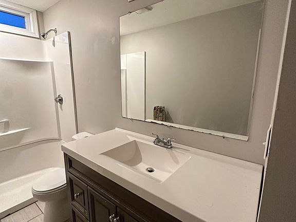 2nd image of 94 Oakland Ave #1