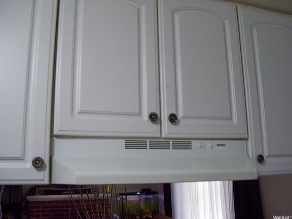 3rd image of 6719 Golf View Dr