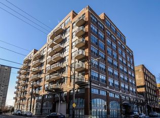 933 W Van Buren St APT 301, Chicago, IL 60607