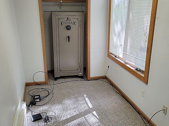 5th image of 587 W 1st St
