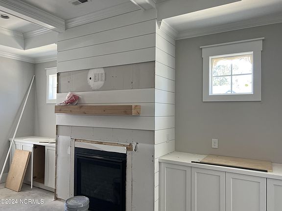 4th image of 9038 Mango Bay Court NE