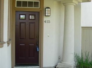 415 Ridgeway, Irvine, CA 92620