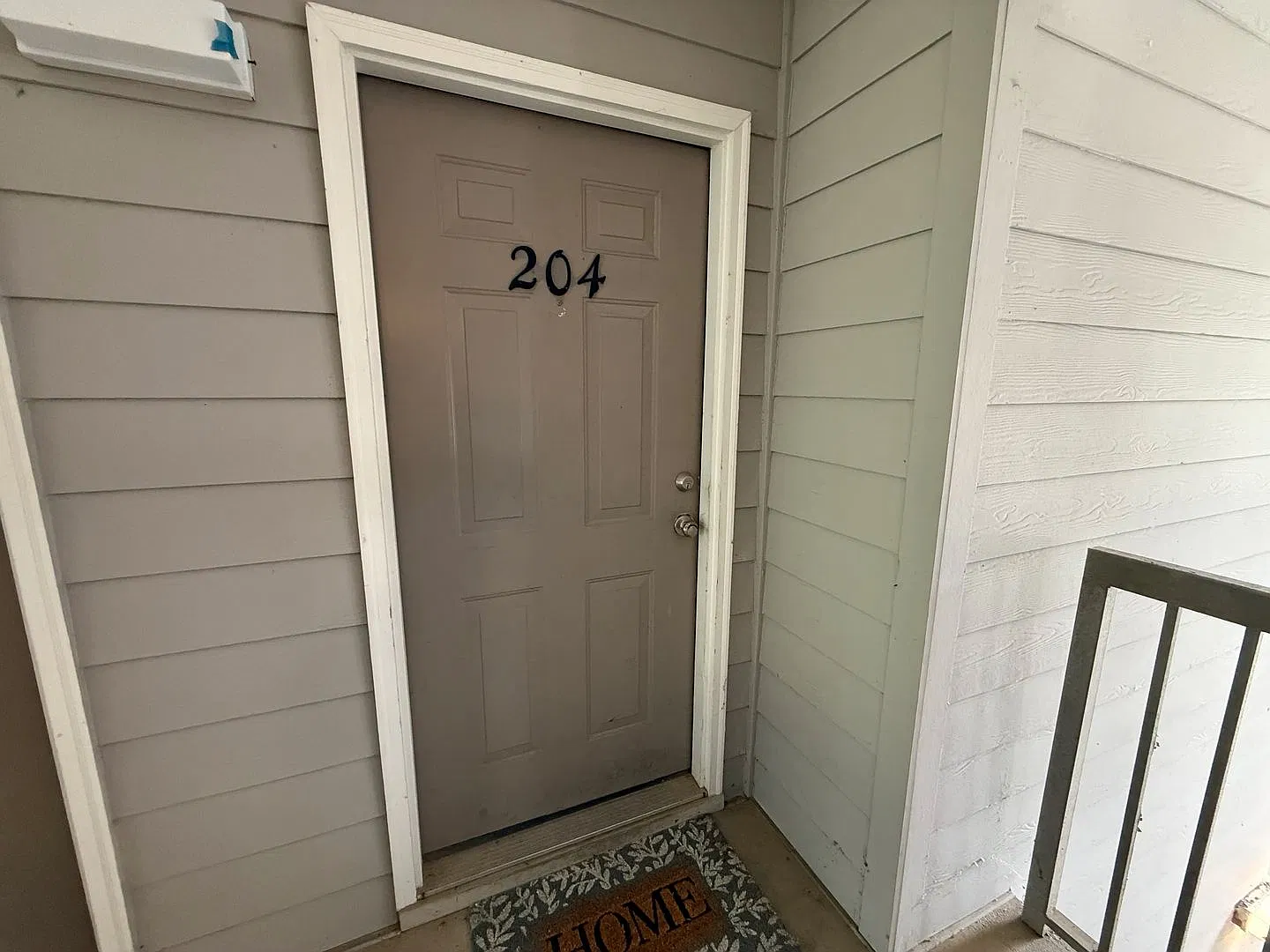 Southern Edge Condo - Close to Campus — Photo 2