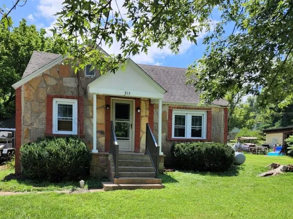 813 E Benton Avenue, Ava, MO 65608