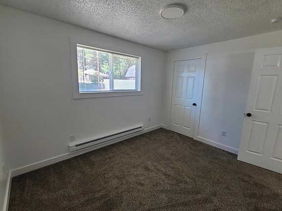 3rd image of 226 S Lalo Ave