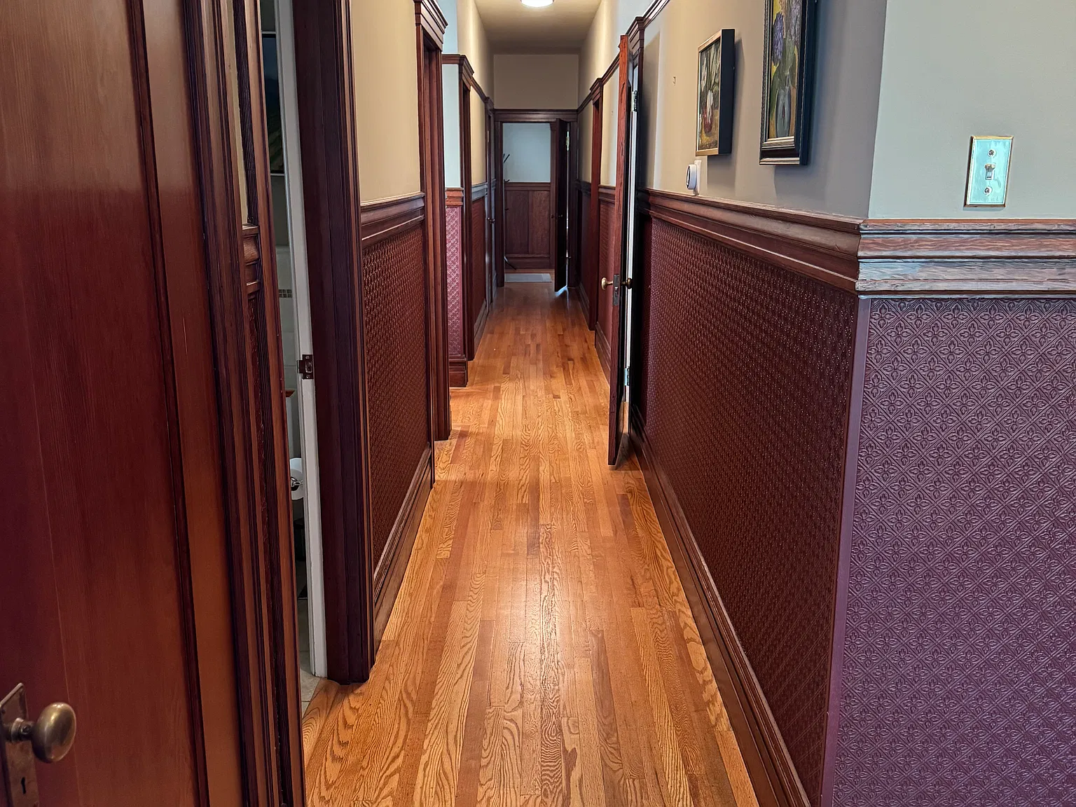 2 bed, 1.5 bath, 1700 sqft, $8,100 — Photo 3