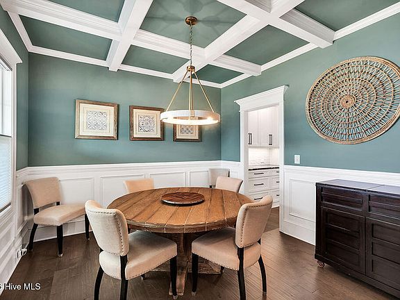 5th image of 1113 Canopy Way