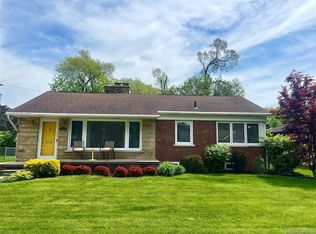 6401 Shenandoah Ave, Allen Park, MI 48101