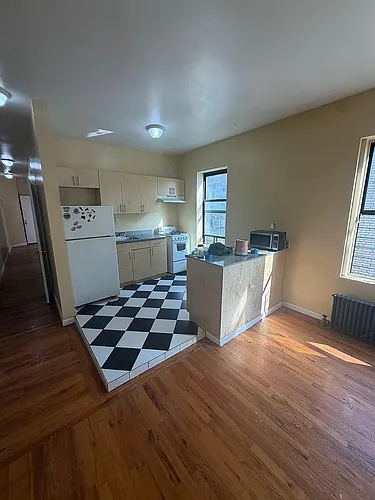 661 W 179th St #5D Photo 1