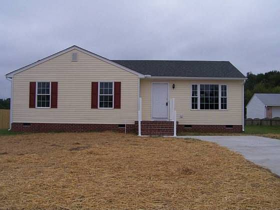 1st image of 521 Pleasants Ln