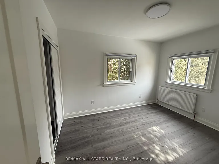 92 39th St #2 — Photo 13