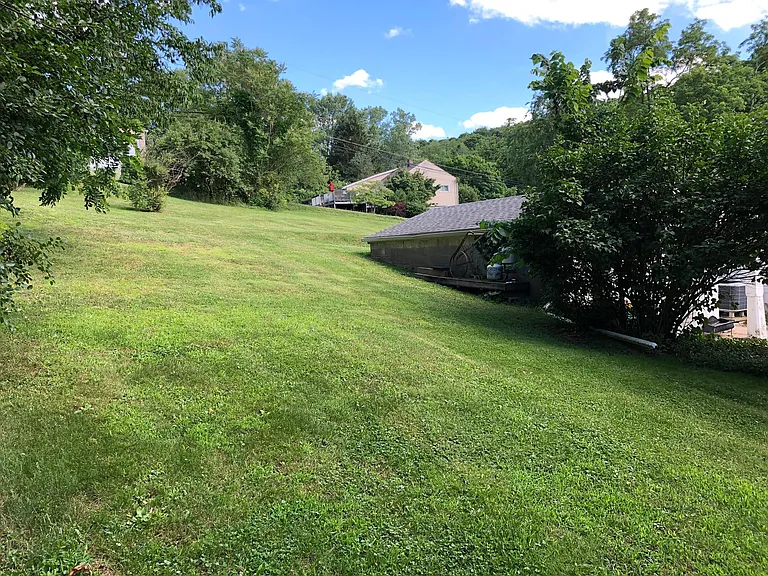 All this on a 1 acre country setting.