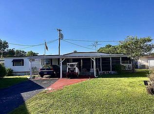 3342 E Dean St, Leesburg, FL 34788
