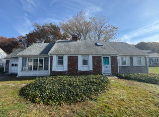 104 Pawkannawkut Dr, South Yarmouth, MA 02664