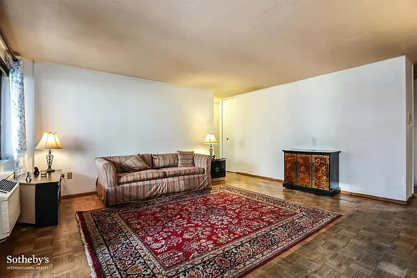 Sold by Sotheby's International Realty | media 3