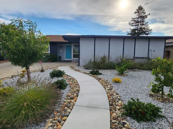 1032 Hollyhock St, Livermore, CA 94551