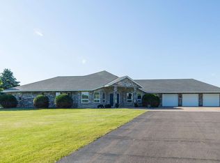 3775 Stark Rd NE, Cambridge, MN 55008