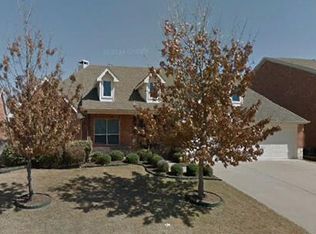 1300 Thistle Ln, Mansfield, TX 76063