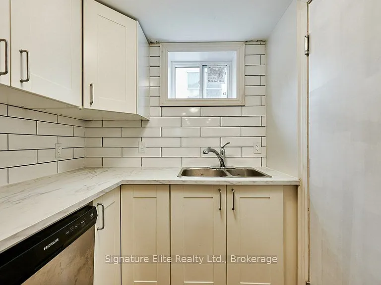15 Athens St #2 — Photo 10