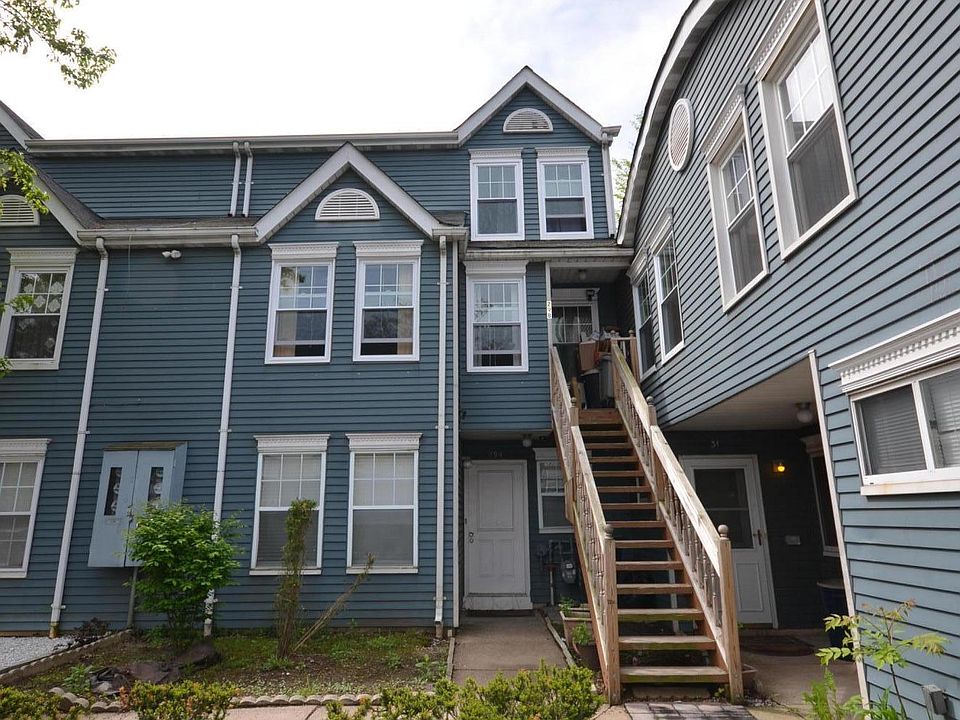 1st image of 29B Pond Way #29B