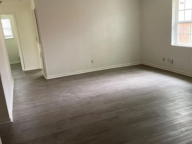 9322 Nyssa St — Photo 4