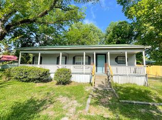 76 Ann St, Homerville, GA 31634