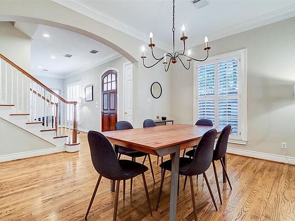 5th image of 20 Annapolis Ct