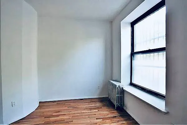 Rented by Metropolitan Property Group | media 21