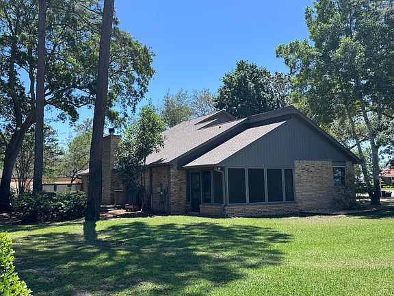 2nd image of 1217 Windward Cir