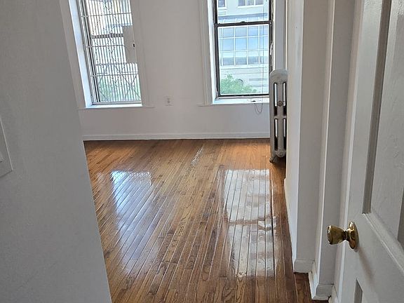 4th image of 1578 3rd Ave APT 7