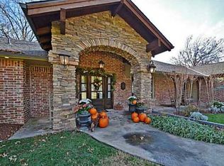1806 Elmhurst Ave, Nichols Hills, OK 73120