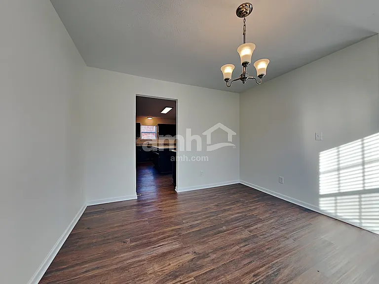 906 Northwich Ave — Photo 8