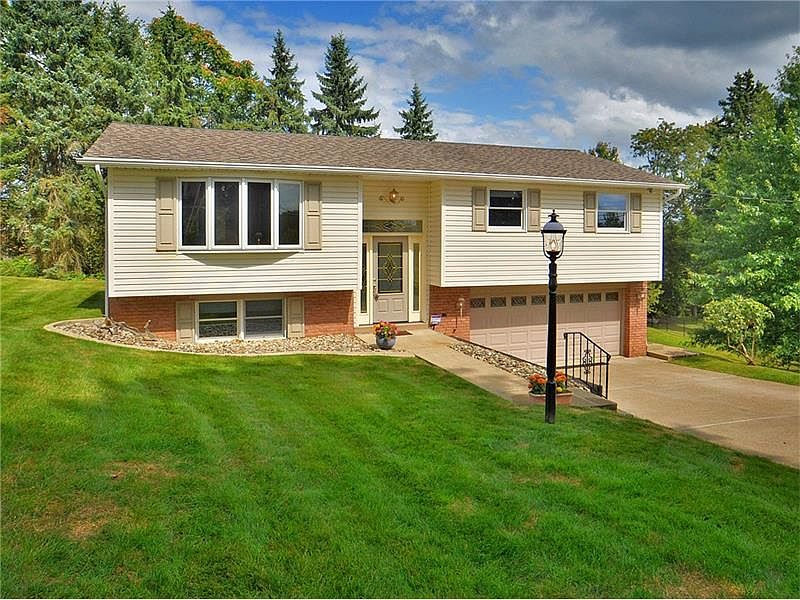 1st image of 138 Mount Odin Dr