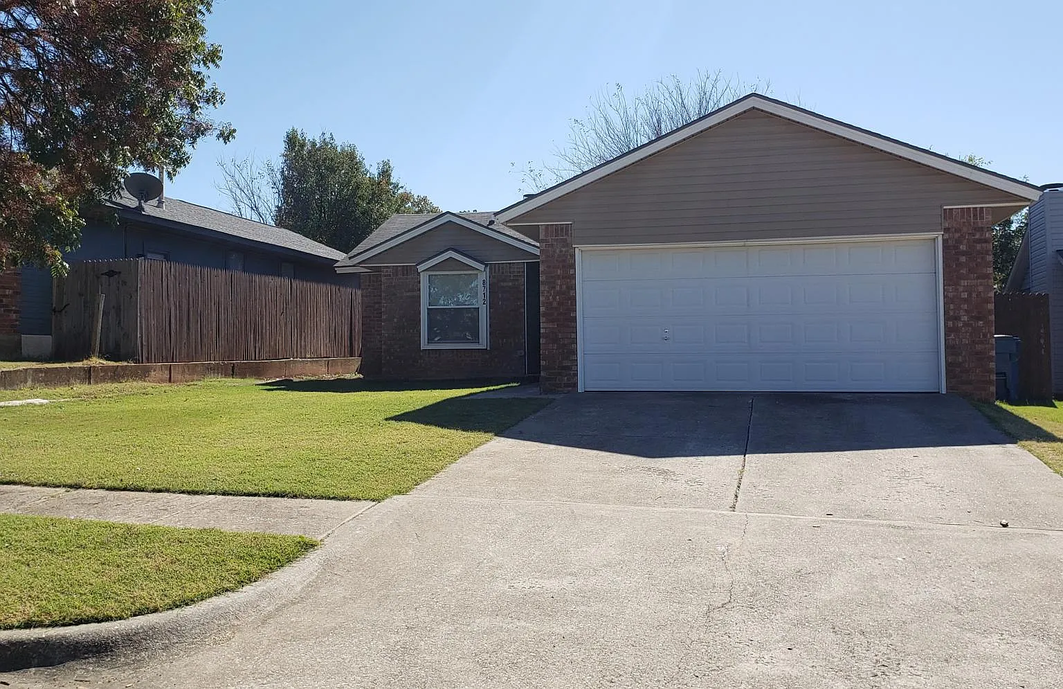 8712 Cedar Ridge Dr — Photo 1