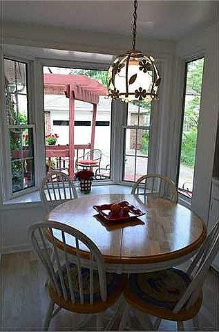 1st image of 2319 Densmore Dr