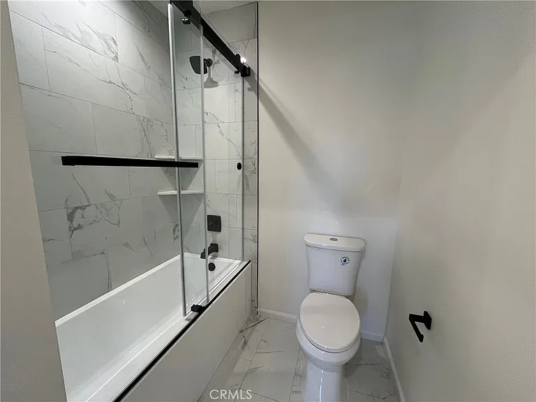 25205 Cypress St #7 — Photo 13
