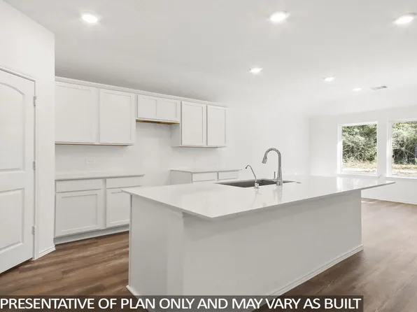 509 Comal Trl, Dayton, TX 77535