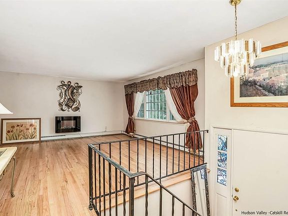 2nd image of 565 Milton Tpke