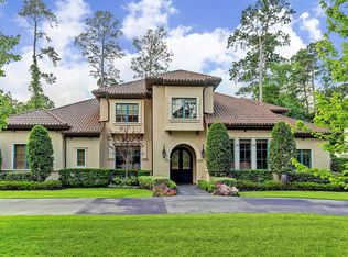 8 Greyton Ln, Houston, TX 77024