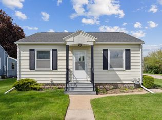 1859 Hawthorne Ave, Waterloo, IA 50702