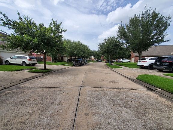 5th image of 13826 Sutton Glen Ln