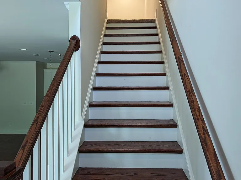 220 Alamosa Pl — Photo 12