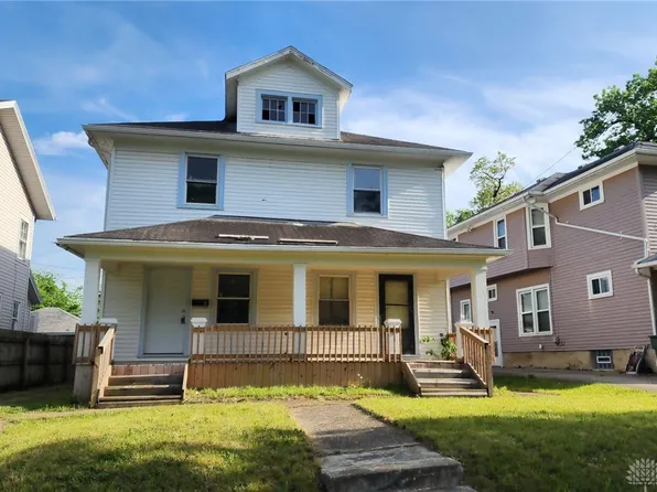 204 W Parkwood Dr, Dayton, OH 45405